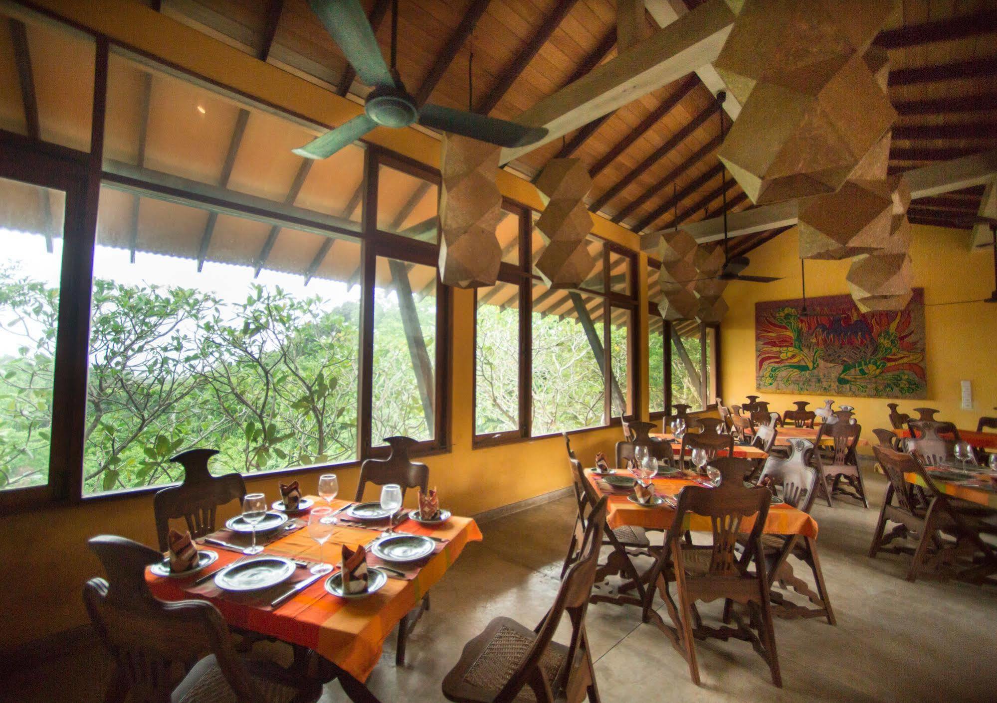 Mirissa Hills Resort Luaran gambar